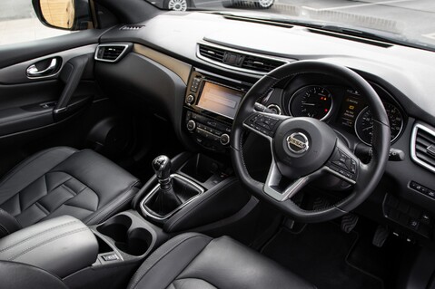 Nissan Qashqai DIG-T TEKNA PLUS 5