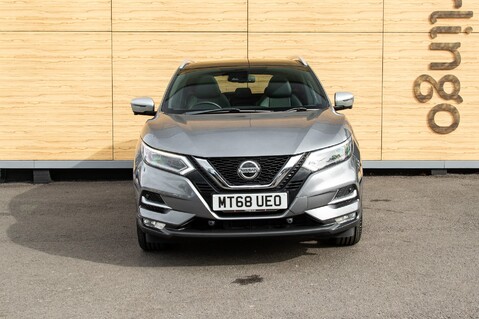 Nissan Qashqai DIG-T TEKNA PLUS 6
