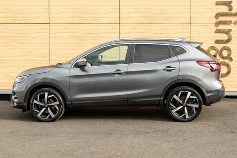 Nissan Qashqai DIG-T TEKNA PLUS 13