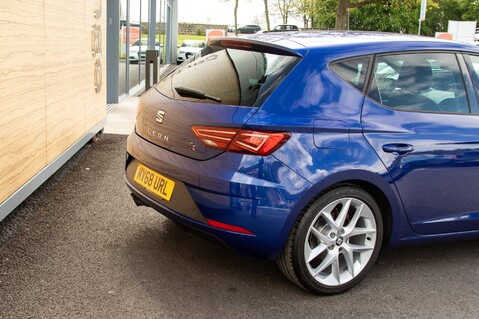 SEAT Leon TSI FR TECHNOLOGY 9