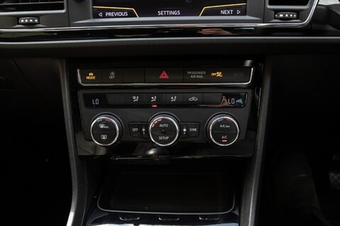 SEAT Leon TSI FR TECHNOLOGY 31