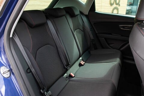 SEAT Leon TSI FR TECHNOLOGY 32