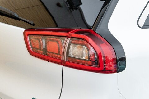 Kia Niro FIRST EDITION 10