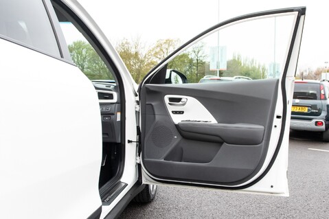 Kia Niro FIRST EDITION 14