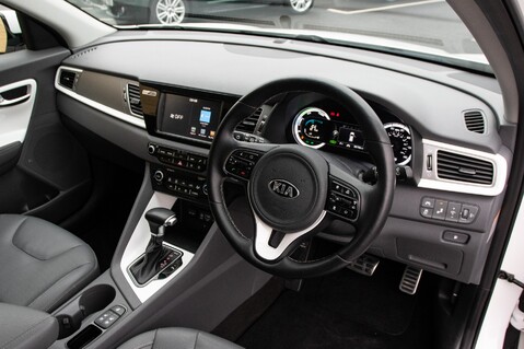 Kia Niro FIRST EDITION 5