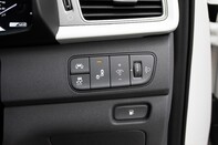 Kia Niro FIRST EDITION 17
