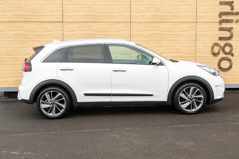 Kia Niro FIRST EDITION 12
