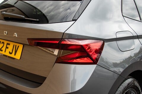 Skoda Fabia COLOUR EDITION TSI 10