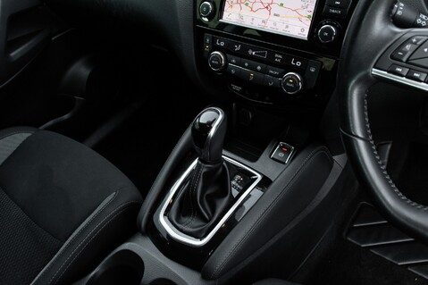 Nissan Qashqai DIG-T ACENTA PREMIUM DCT 31