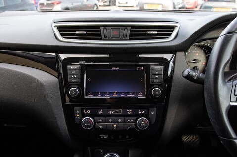 Nissan Qashqai DIG-T ACENTA PREMIUM DCT 22