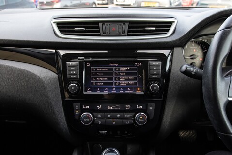 Nissan Qashqai DIG-T ACENTA PREMIUM DCT 28