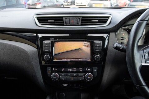 Nissan Qashqai DIG-T ACENTA PREMIUM DCT 29