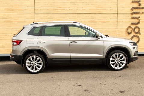 Skoda Karoq EDITION TSI 12