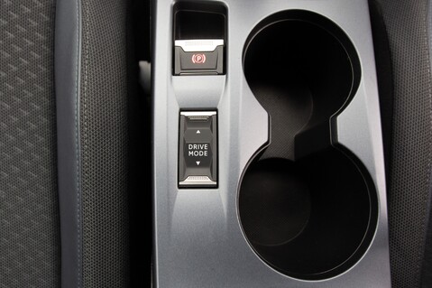 Peugeot 2008 BLUEHDI ALLURE PREMIUM S/S 36