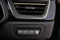 Renault Captur E-TECH ENGINEERED 16