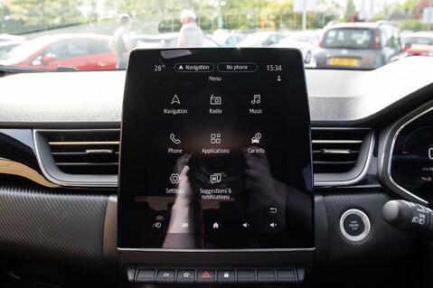 Renault Captur E-TECH ENGINEERED 24