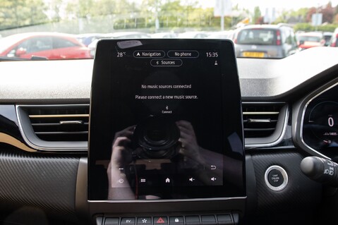 Renault Captur E-TECH ENGINEERED 27