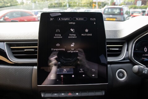 Renault Captur E-TECH ENGINEERED 30