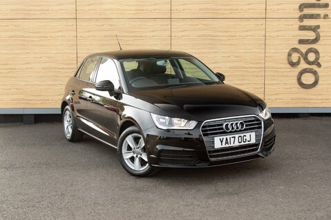 Audi A1 SPORTBACK TFSI SE 1