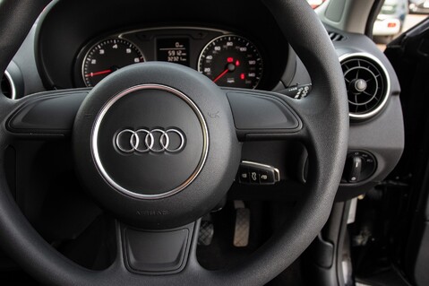 Audi A1 SPORTBACK TFSI SE 20