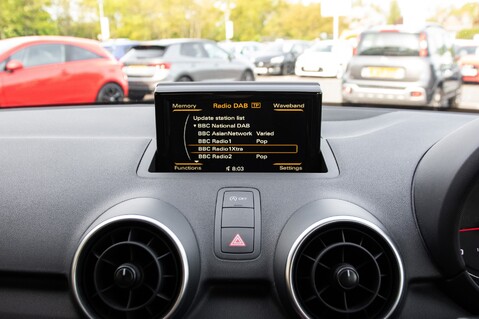 Audi A1 SPORTBACK TFSI SE 23