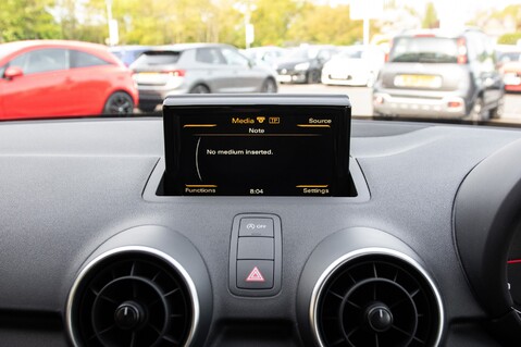 Audi A1 SPORTBACK TFSI SE 26