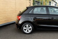 Audi A1 SPORTBACK TFSI SE 8
