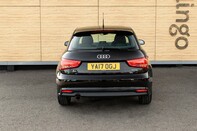 Audi A1 SPORTBACK TFSI SE 7