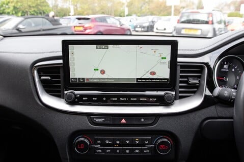 Kia Ceed CRDI 3 ISG 22