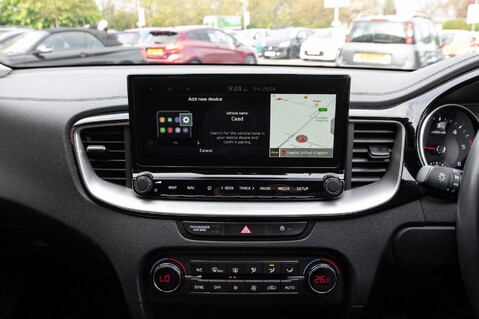 Kia Ceed CRDI 3 ISG 24