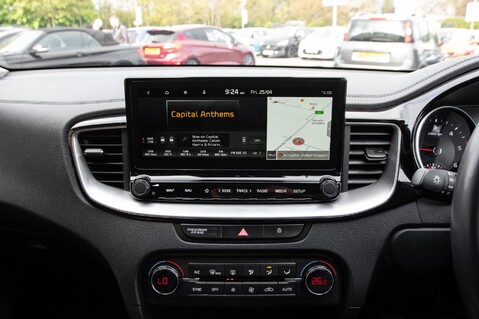 Kia Ceed CRDI 3 ISG 25