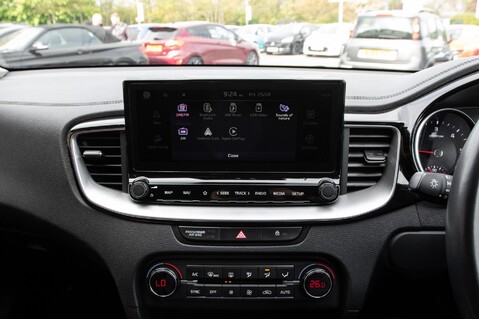 Kia Ceed CRDI 3 ISG 26