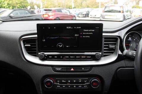 Kia Ceed CRDI 3 ISG 27