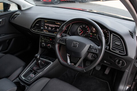 SEAT Leon TSI FR TECHNOLOGY 5