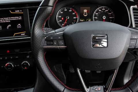 SEAT Leon TSI FR TECHNOLOGY 19