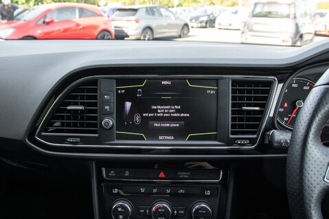 SEAT Leon TSI FR TECHNOLOGY 25