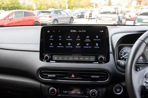 Hyundai KONA GDI PREMIUM 22