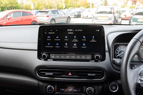Hyundai KONA GDI PREMIUM 26