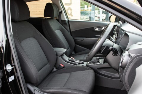 Hyundai KONA GDI PREMIUM 31