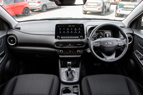 Hyundai KONA GDI PREMIUM 4
