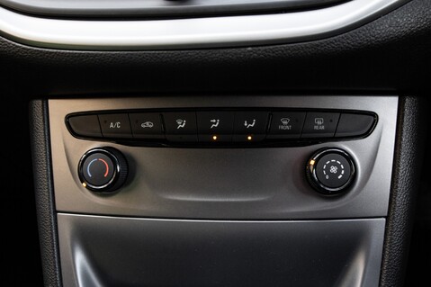 Vauxhall Astra DESIGN ECOTEC S/S 30