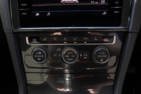 Volkswagen Golf MATCH EDITION TSI EVO 34