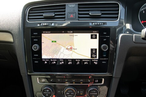 Volkswagen Golf MATCH EDITION TSI EVO 31