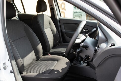 Dacia Sandero COMFORT TCE 28