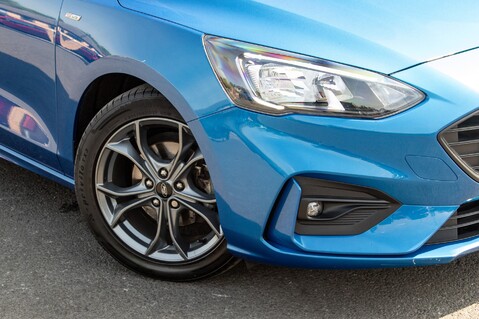 Ford Focus ST-LINE TDCI 2