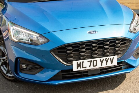 Ford Focus ST-LINE TDCI 11