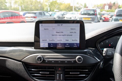 Ford Focus ST-LINE TDCI 22