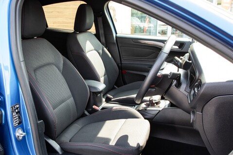 Ford Focus ST-LINE TDCI 28