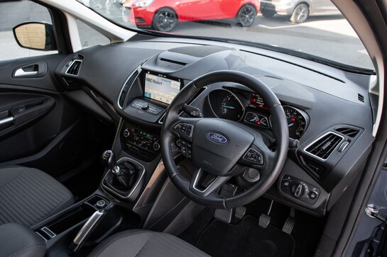 Ford C-Max TITANIUM