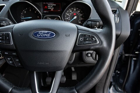 Ford C-Max TITANIUM 20